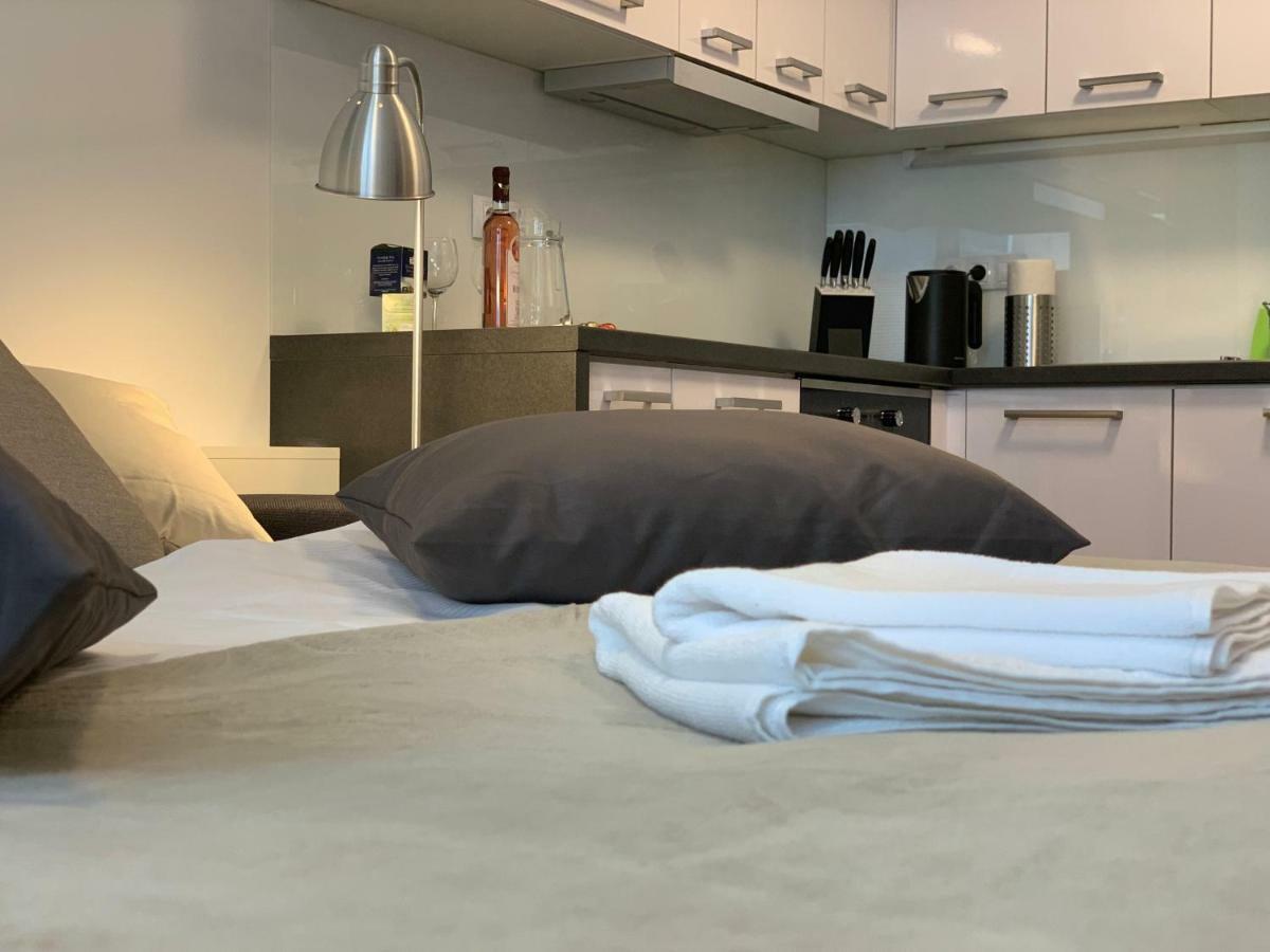 Ap 1 - Apartments 4U Brezinova "Overnight Simply" Χράντεκ Κράλοβε Εξωτερικό φωτογραφία