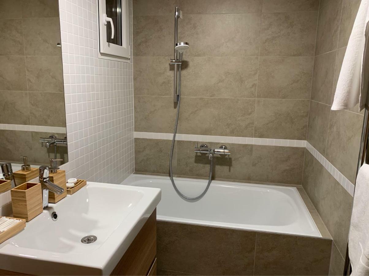 Ap 1 - Apartments 4U Brezinova "Overnight Simply" Χράντεκ Κράλοβε Εξωτερικό φωτογραφία