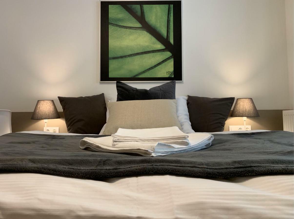 Ap 1 - Apartments 4U Brezinova "Overnight Simply" Χράντεκ Κράλοβε Εξωτερικό φωτογραφία