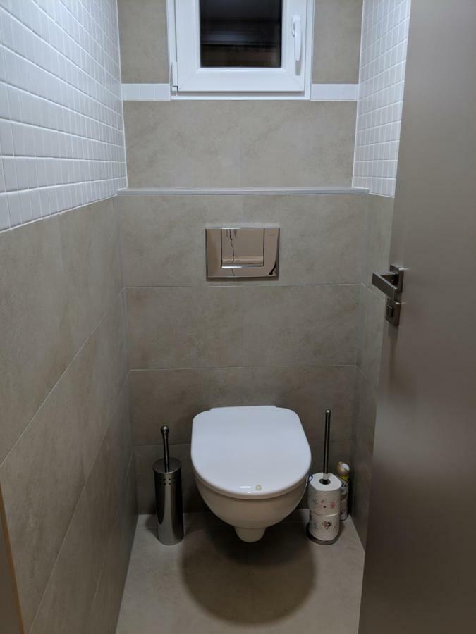 Ap 1 - Apartments 4U Brezinova "Overnight Simply" Χράντεκ Κράλοβε Εξωτερικό φωτογραφία